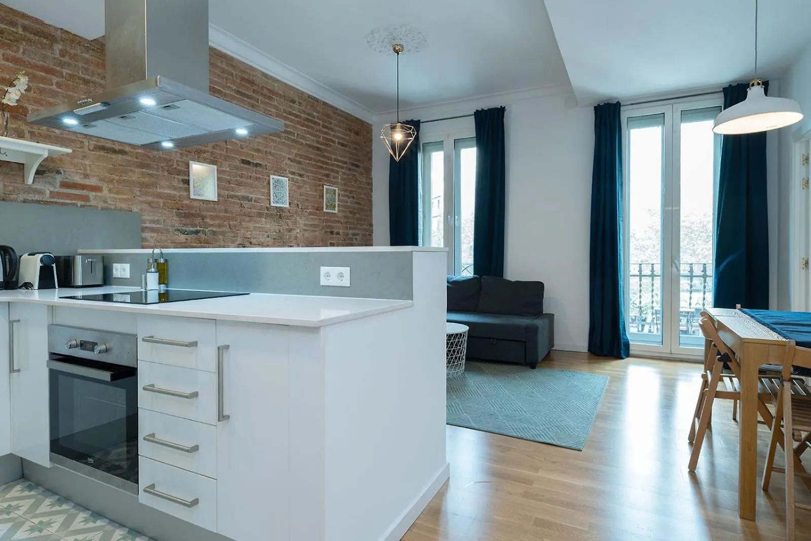 Bright And Cozy Flat In The Heart Of The City Barcelona Spanyolország